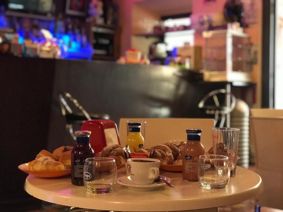 Bed&Breakfast Le Piazze Cori Exterior foto